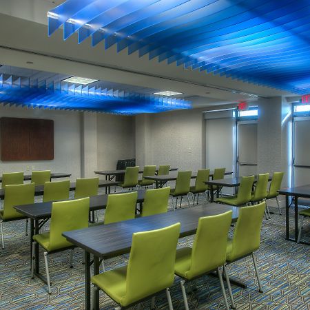 Holiday Inn Express Hotel & Suites Tempe By Ihg Exterior photo