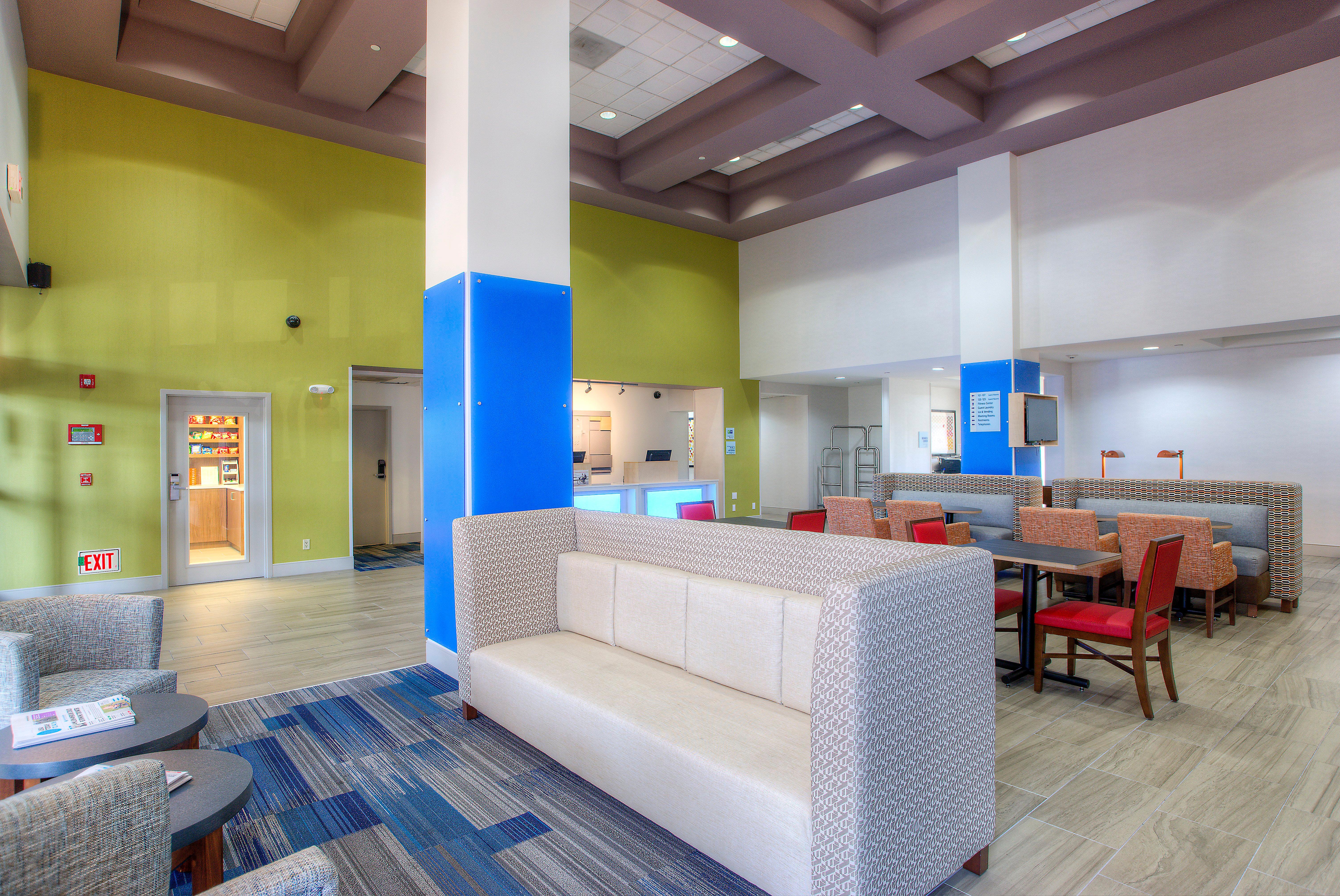 Holiday Inn Express Hotel & Suites Tempe By Ihg Exterior photo