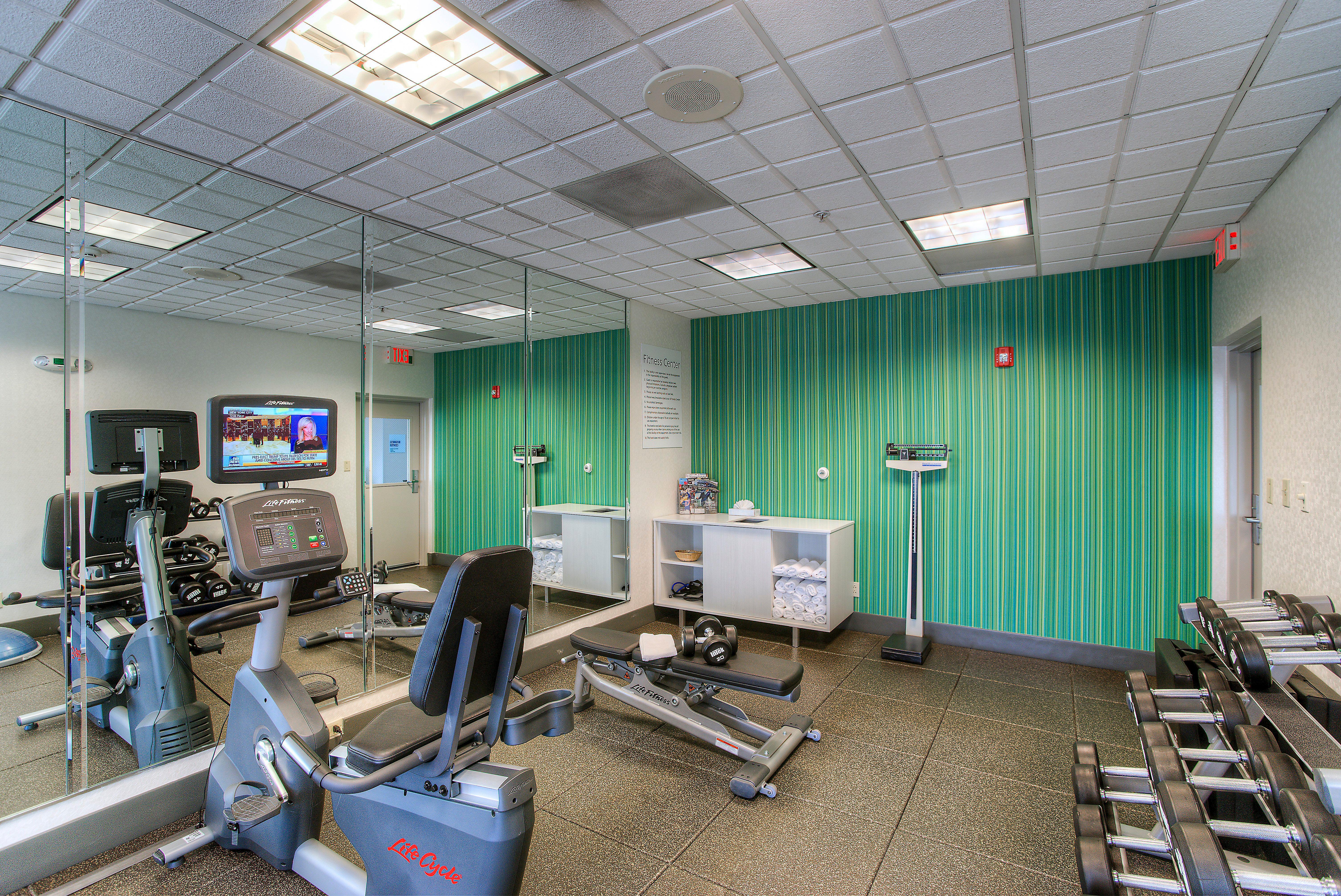 Holiday Inn Express Hotel & Suites Tempe By Ihg Exterior photo